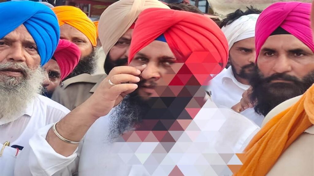 ਕਾਗਜ਼ ਭਰਨ ਨੂੰ ਲੈ ਕੇ ਭਿੜੇ AAP ਤੇ ਕਾਂਗਰਸੀ